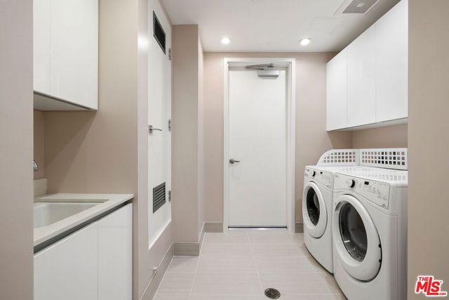 450 N Palm Drive 507, Beverly Hills, CA 90210