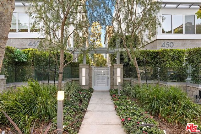 450 N Palm Drive 507, Beverly Hills, CA 90210