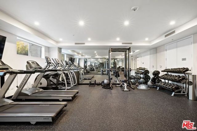 450 N Palm Drive 507, Beverly Hills, CA 90210