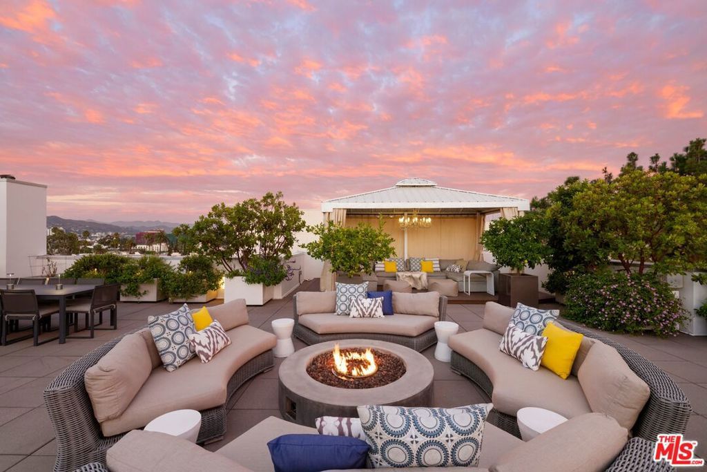 450 N Palm Drive 507, Beverly Hills, CA 90210