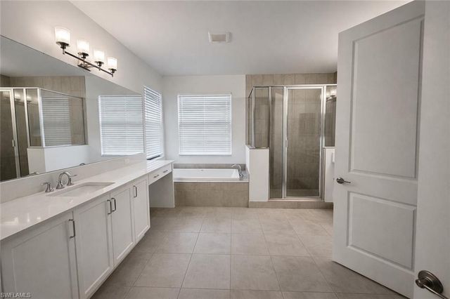 20806 Thistle Leaf LN, Estero, FL 33928