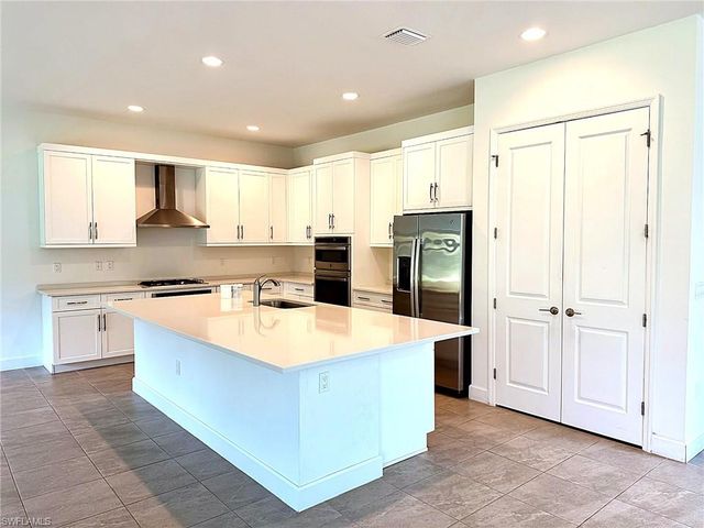 20806 Thistle Leaf LN, Estero, FL 33928