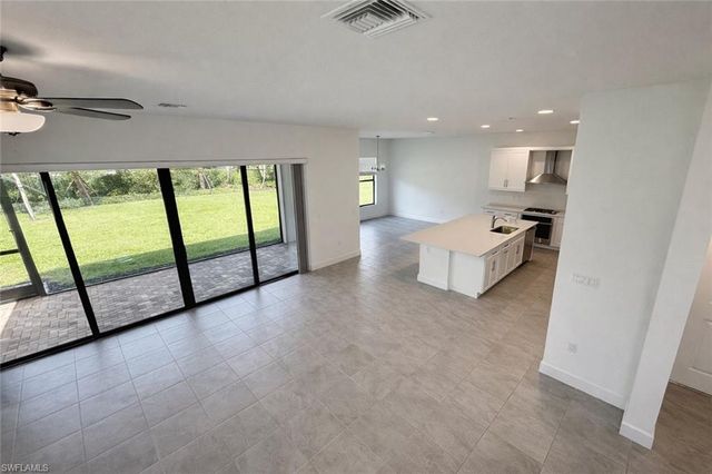 20806 Thistle Leaf LN, Estero, FL 33928