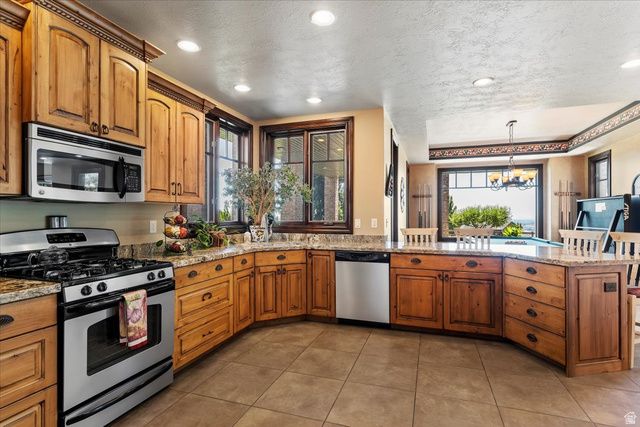 4275 N 500 W, Pleasant View, UT 84414