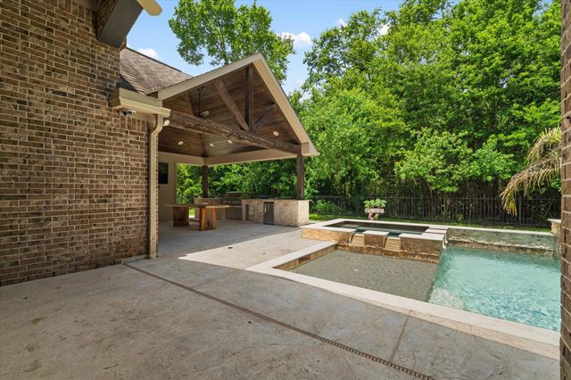 15602 Shining Brook Court, Houston, TX 77044