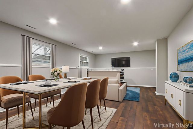 38132 N Manor Avenue, Beach Park, IL 60087