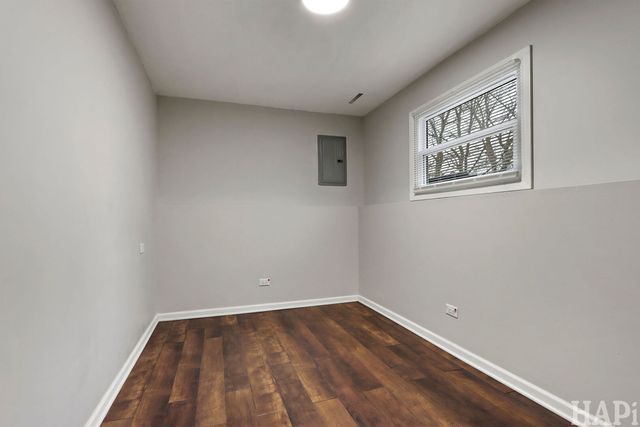 38132 N Manor Avenue, Beach Park, IL 60087