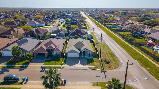 6501 Paddington Dr, Corpus Christi, TX 78414