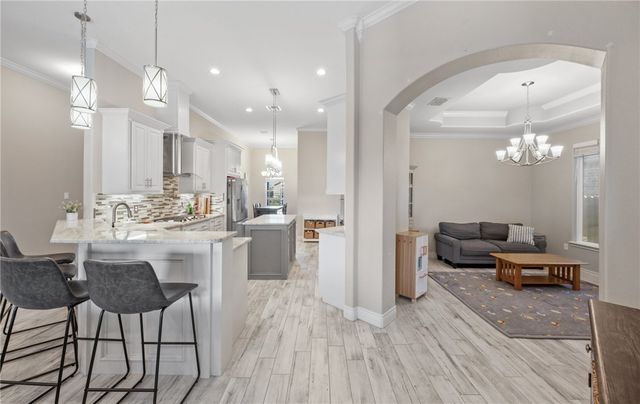 6501 Paddington Dr, Corpus Christi, TX 78414