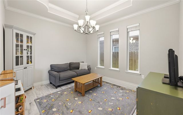 6501 Paddington Dr, Corpus Christi, TX 78414