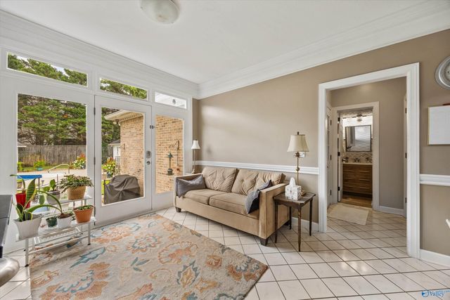 7313 Ferncliffe Drive SE, Huntsville, AL 35802