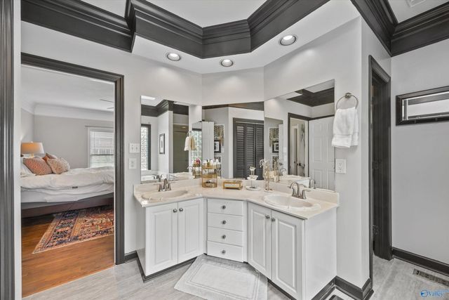 7313 Ferncliffe Drive SE, Huntsville, AL 35802
