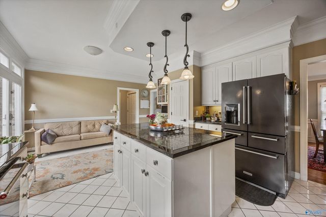 7313 Ferncliffe Drive SE, Huntsville, AL 35802