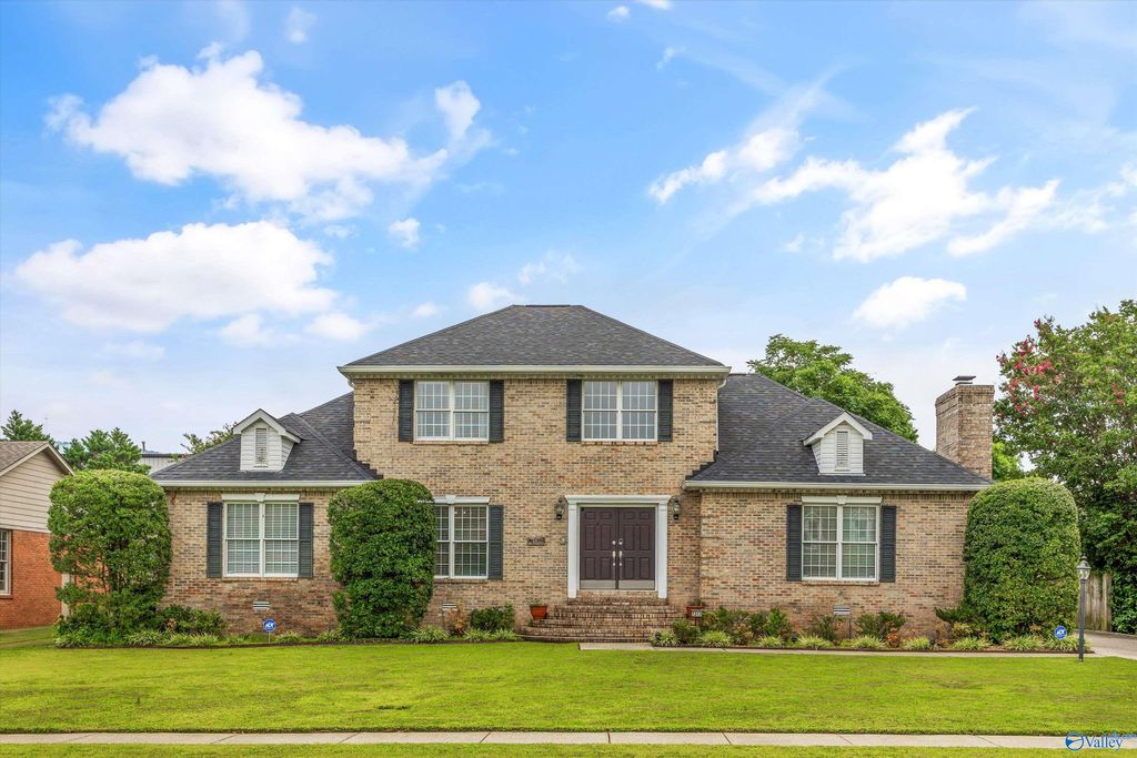 7313 Ferncliffe Drive SE, Huntsville, AL 35802