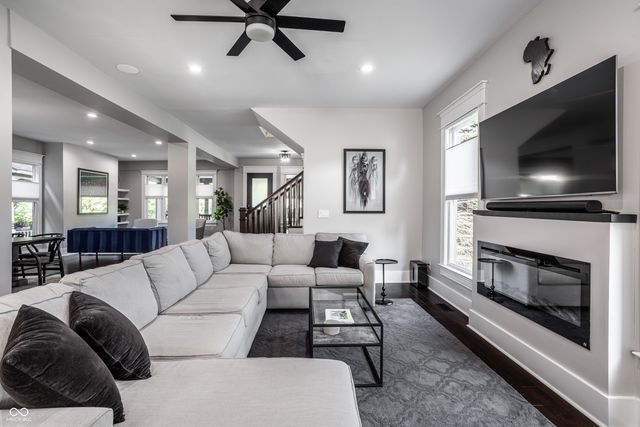 2049 N Alabama Street, Indianapolis, IN 46202