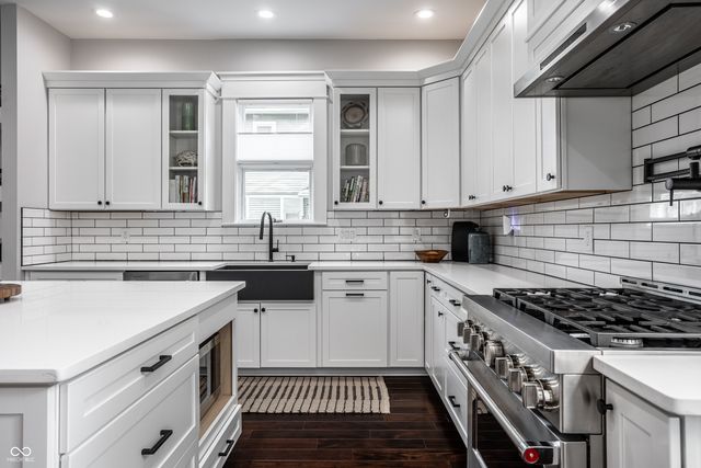 2049 N Alabama Street, Indianapolis, IN 46202