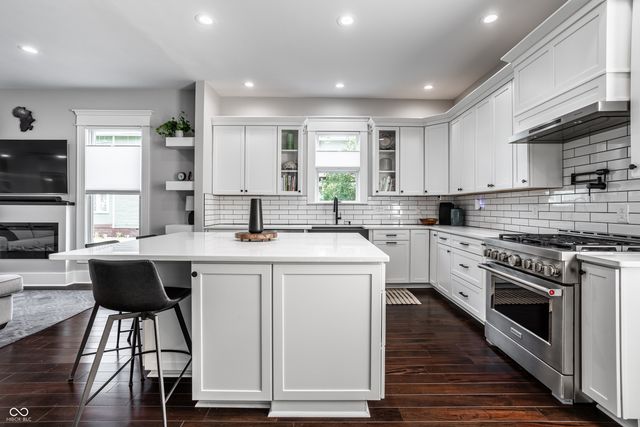 2049 N Alabama Street, Indianapolis, IN 46202