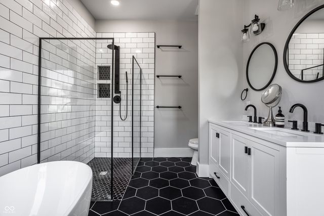 2049 N Alabama Street, Indianapolis, IN 46202