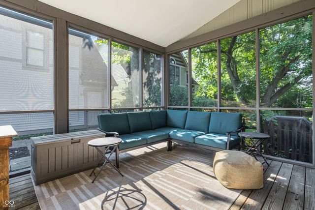 2049 N Alabama Street, Indianapolis, IN 46202