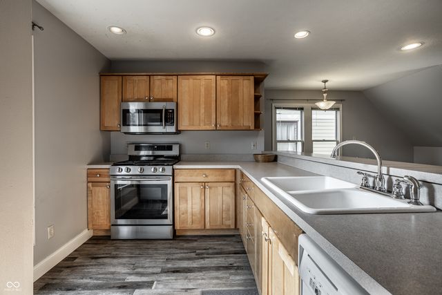 2049 N Alabama Street, Indianapolis, IN 46202