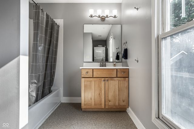 2049 N Alabama Street, Indianapolis, IN 46202