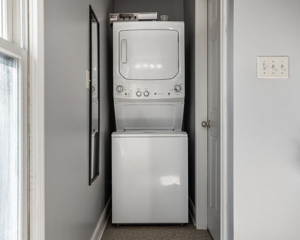 2049 N Alabama Street, Indianapolis, IN 46202