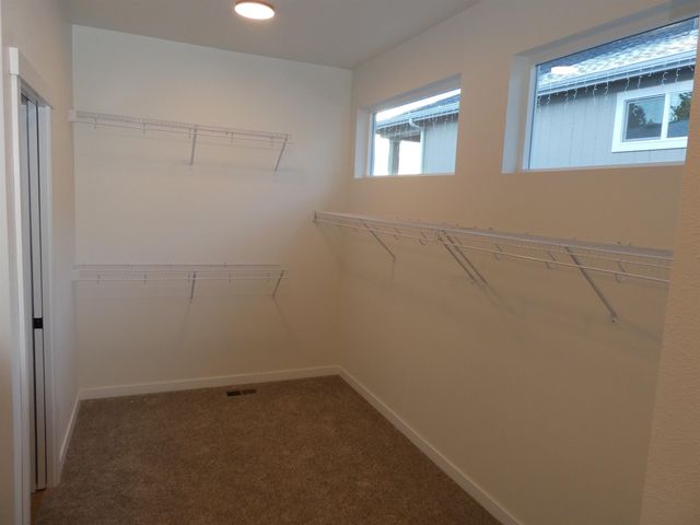 3220 S Custer Ln, Spokane, WA 99223