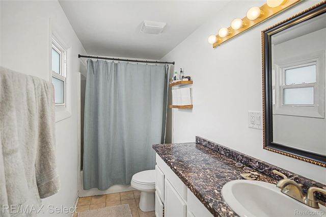 1268 Boulevard Drive, Genoa Township, MI 48843