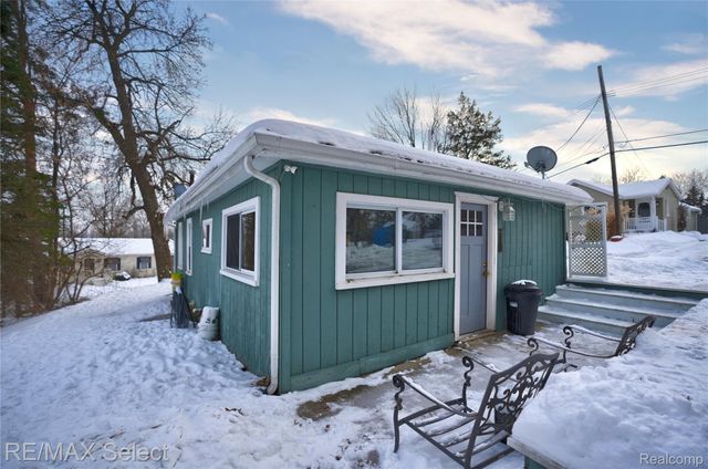 1268 Boulevard Drive, Genoa Township, MI 48843