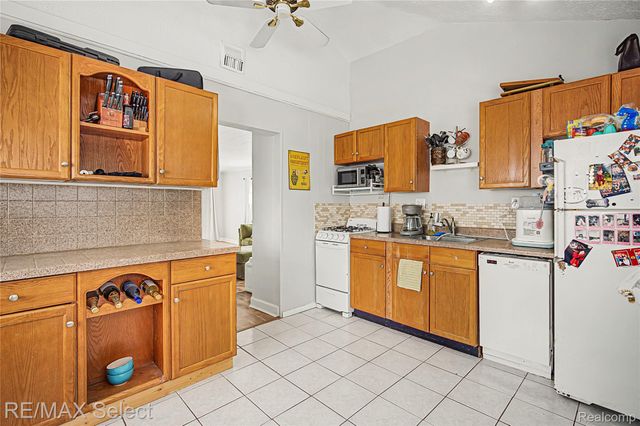 1268 Boulevard Drive, Genoa Township, MI 48843