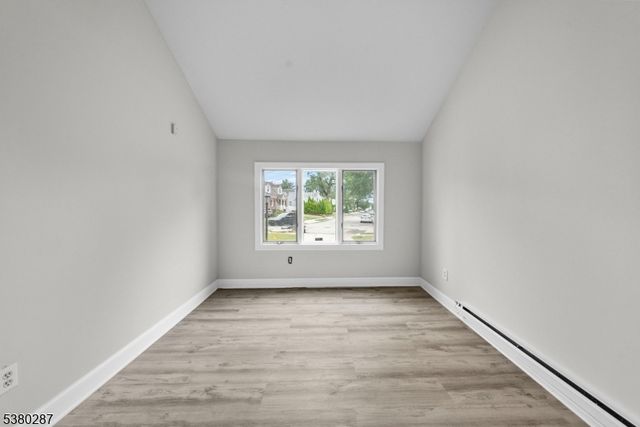 80 Burlington Rd, Clifton City, NJ 07012