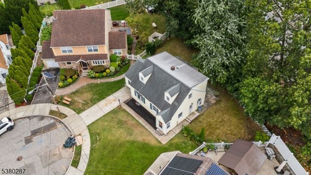 80 Burlington Rd, Clifton City, NJ 07012