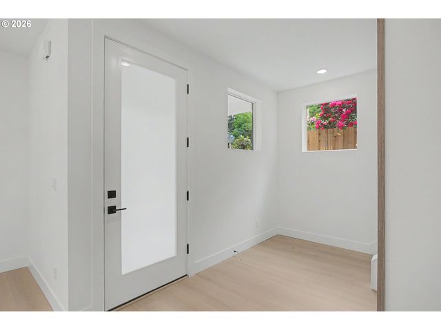 2922 Se FRANCIS St, Portland, OR 97202