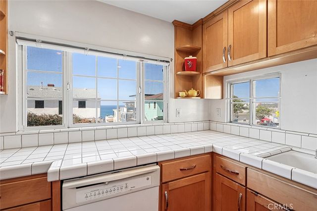1808 Highland Avenue, Manhattan Beach, CA 90266