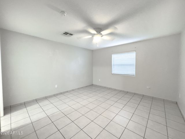 1023 E OLD SOUTHERN Avenue A, Phoenix, AZ 85042