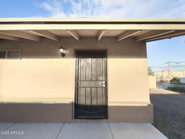 1023 E OLD SOUTHERN Avenue A, Phoenix, AZ 85042