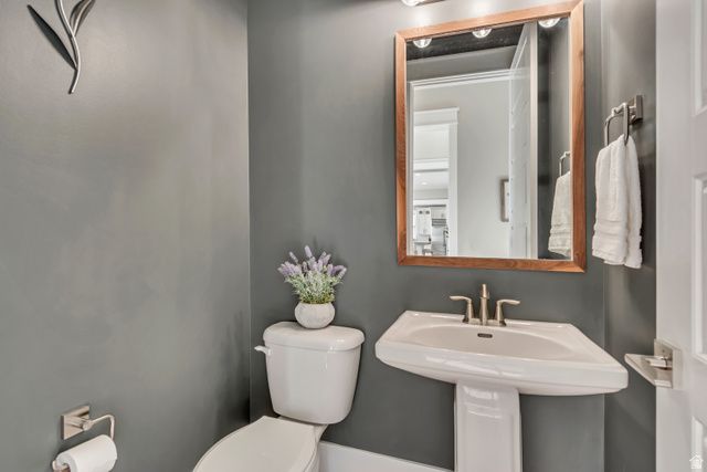 10638 S SERENDIPITY WAY, South Jordan, UT 84009