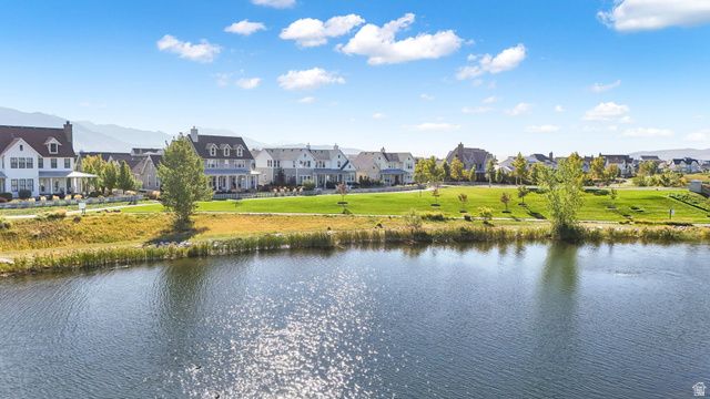 10638 S SERENDIPITY WAY, South Jordan, UT 84009