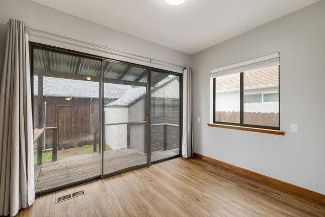 2124 Gerber Ave, Sacramento, CA 95817