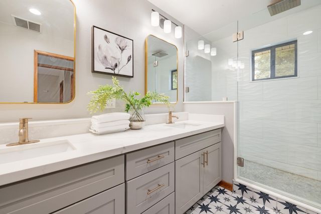 2124 Gerber Ave, Sacramento, CA 95817