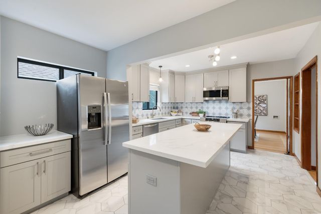 2124 Gerber Ave, Sacramento, CA 95817