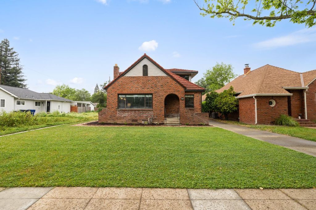 2124 Gerber Ave, Sacramento, CA 95817