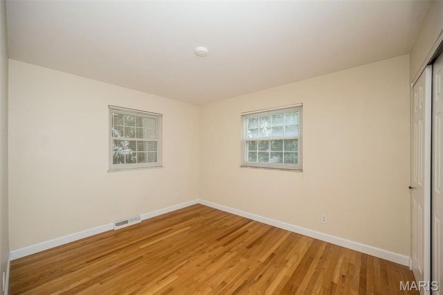 44 Millbrook Lane, St Louis, MO 63122