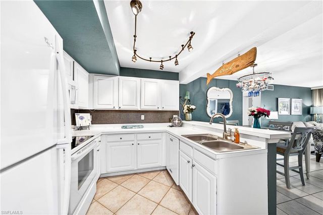 4135 Residence DR 602, Fort Myers, FL 33901