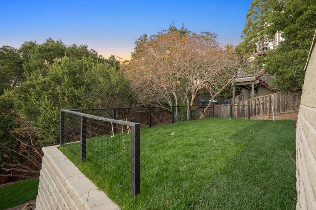 3724 Laurel Way, Redwood City, CA 94062