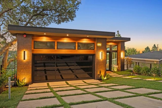 3724 Laurel Way, Redwood City, CA 94062