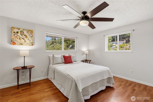 1875 NE Bentley Drive, Bremerton, WA 98311