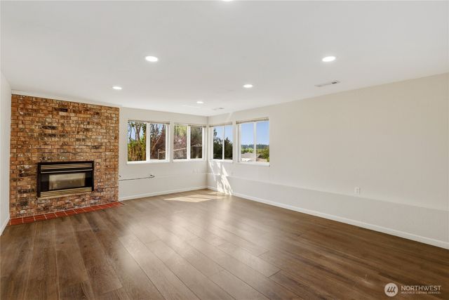 1875 NE Bentley Drive, Bremerton, WA 98311