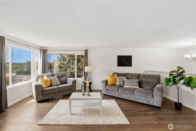 1875 NE Bentley Drive, Bremerton, WA 98311