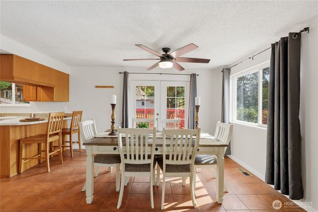 1875 NE Bentley Drive, Bremerton, WA 98311